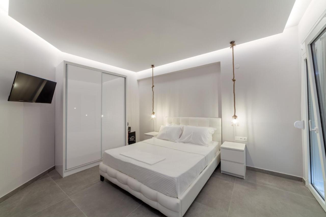 Althea Suites By Rentalspro Services - Nea Moudania Halkidiki Экстерьер фото
