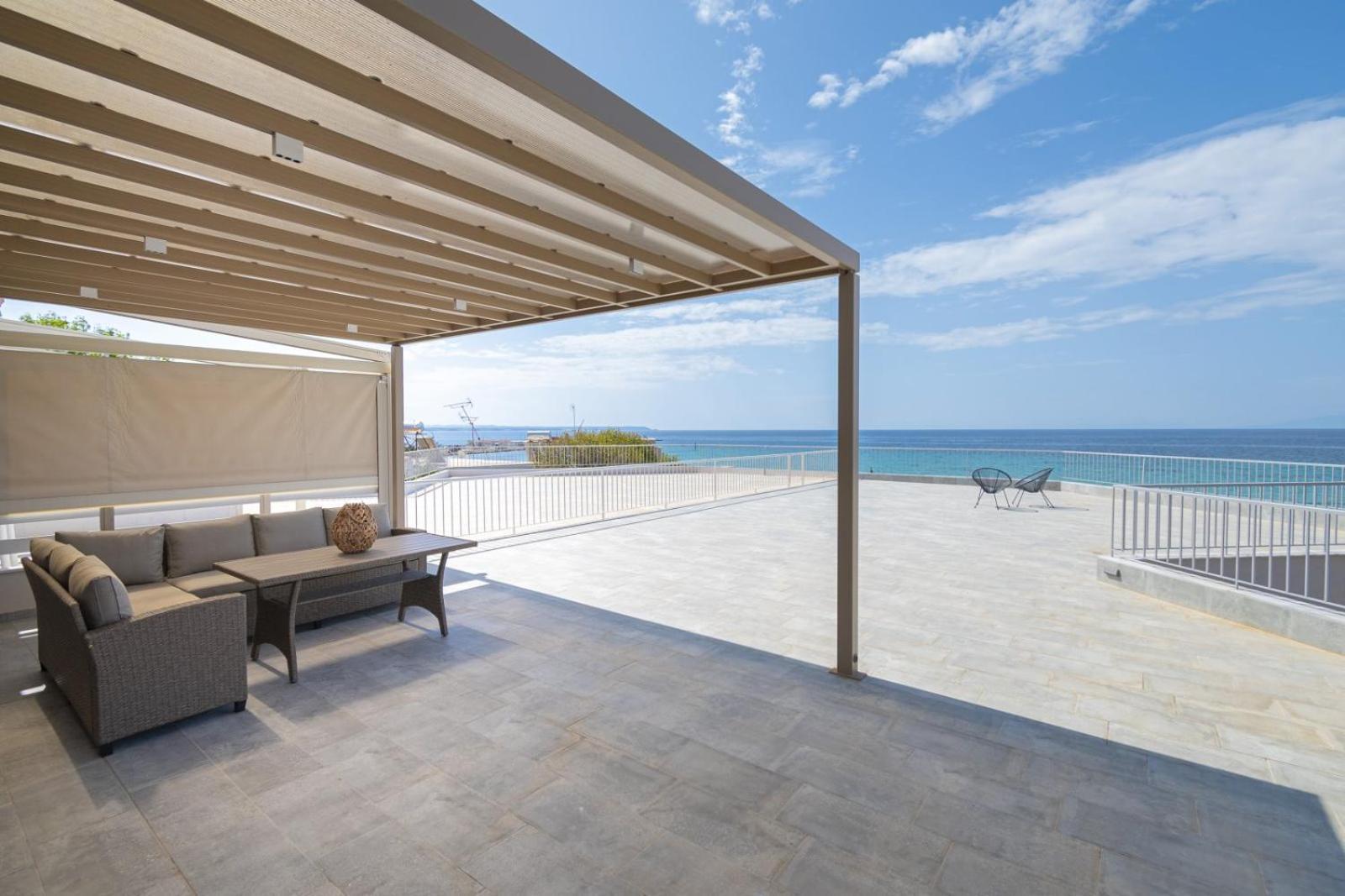 Althea Suites By Rentalspro Services - Nea Moudania Halkidiki Экстерьер фото