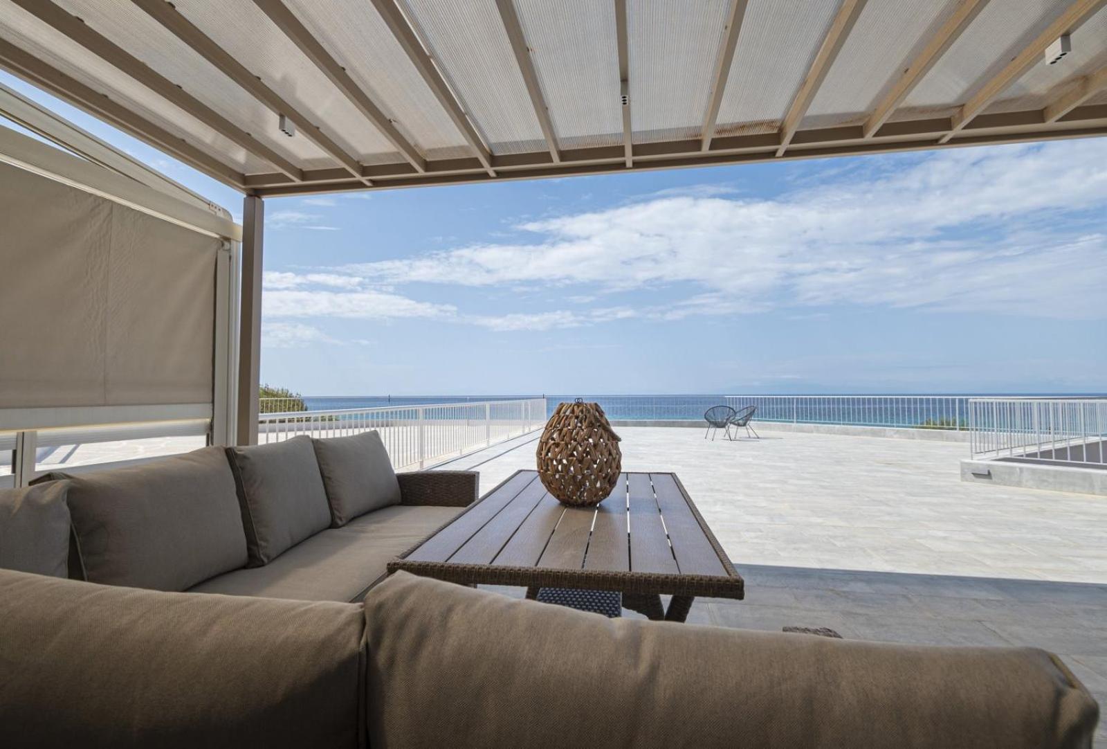 Althea Suites By Rentalspro Services - Nea Moudania Halkidiki Экстерьер фото